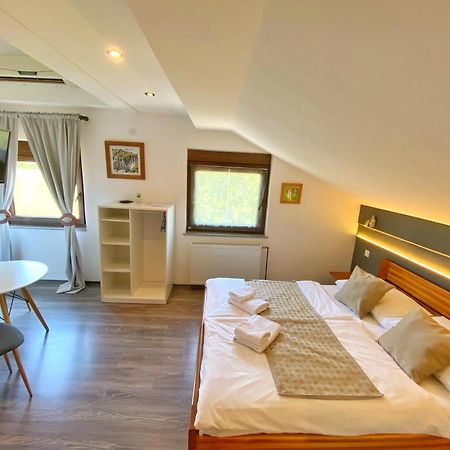 16 Lakes Guesthouse Grabovac  Exterior foto