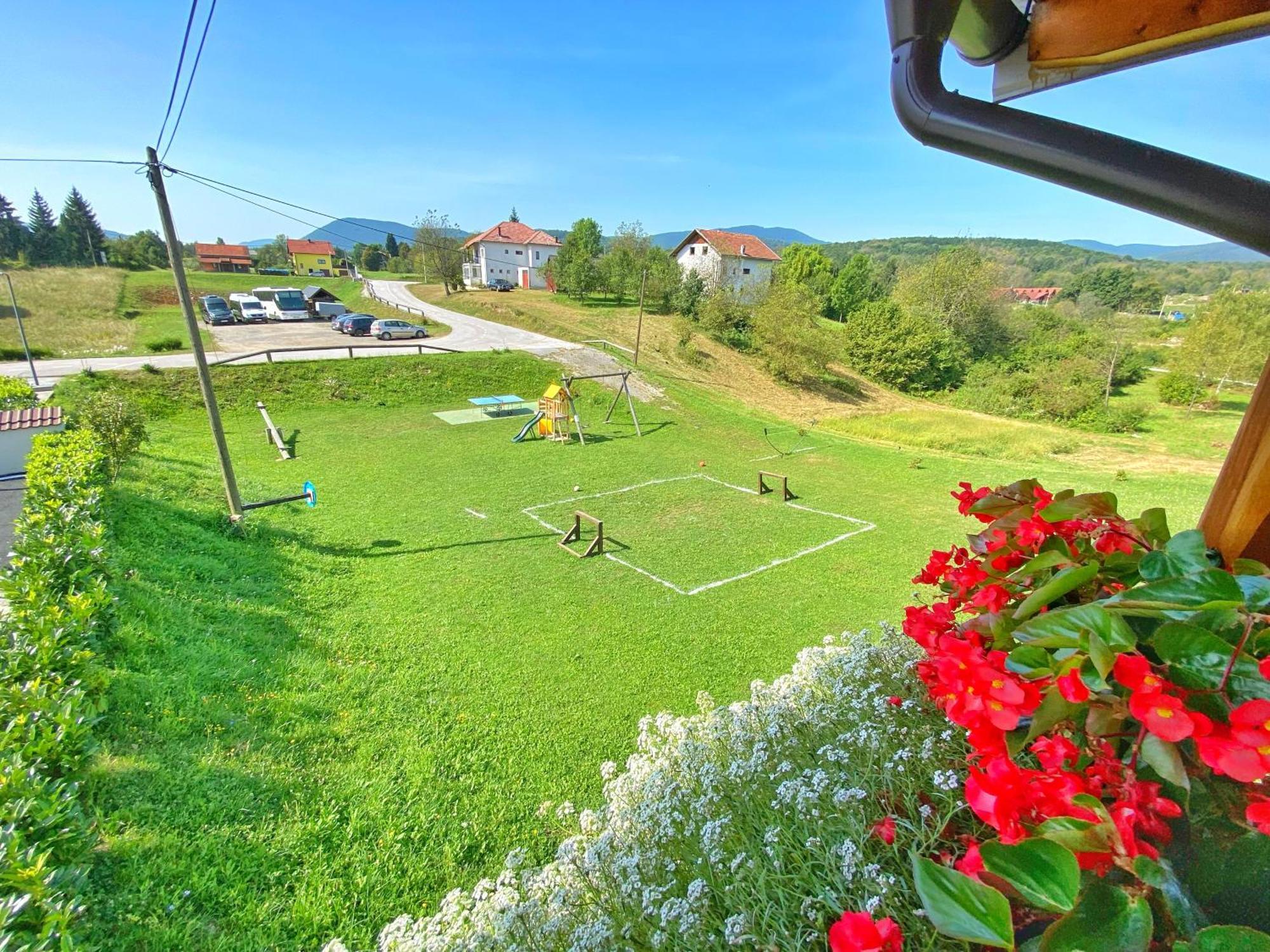 16 Lakes Guesthouse Grabovac  Exterior foto