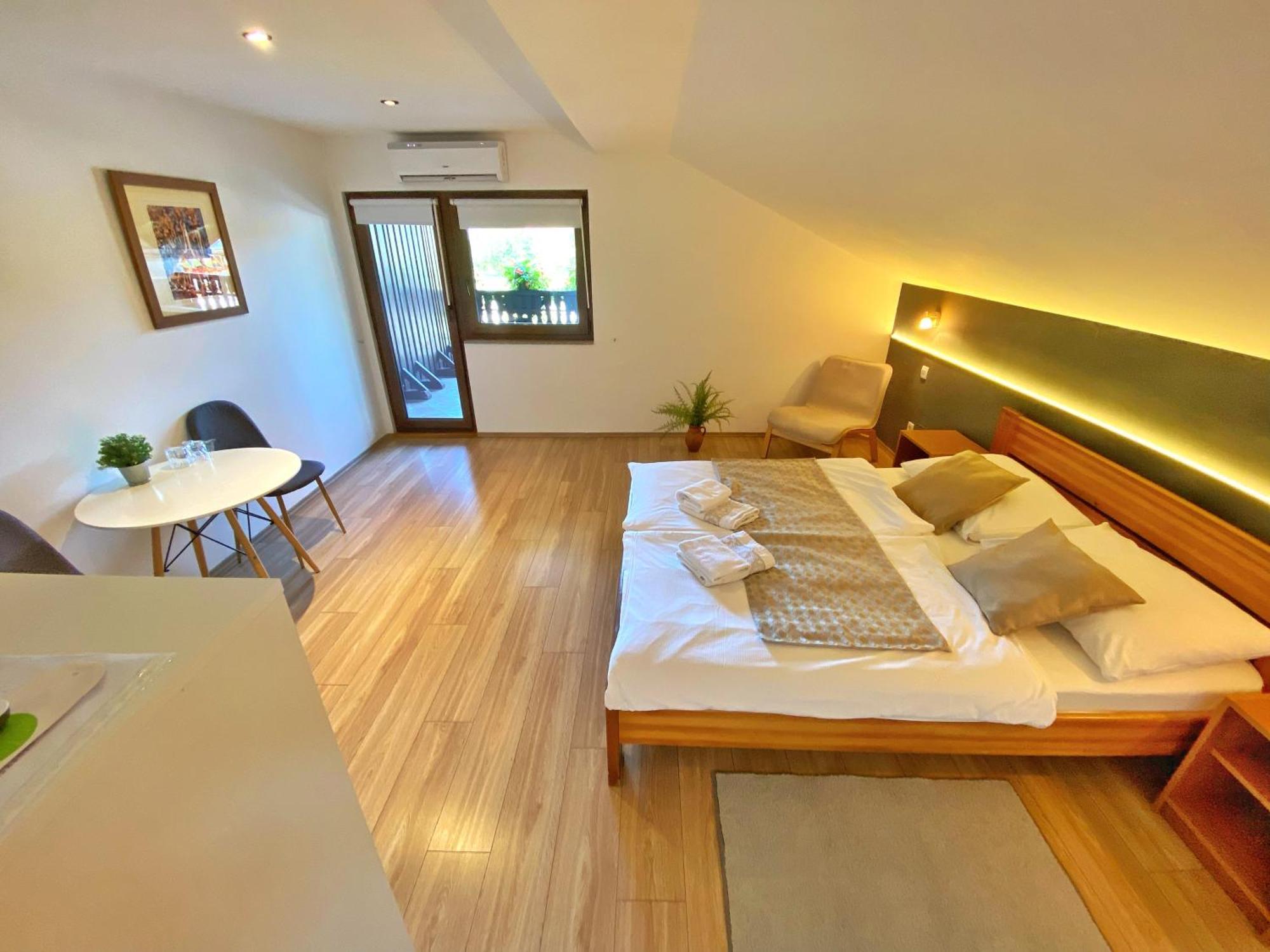 16 Lakes Guesthouse Grabovac  Exterior foto